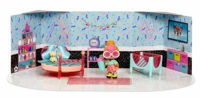 LOL Surprise!Set 4 Arredamenti + Doll Display 8pz - 4