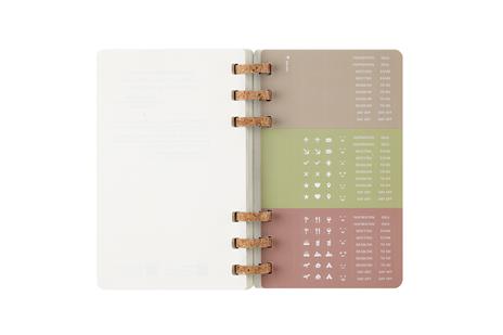 Agenda con rilegatura a spirale 2025-26 Moleskine. Nero - Large 15x21 - 16