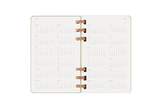 Agenda con rilegatura a spirale 2025-26 Moleskine. Verde kiwi - Large 15x21 - 5