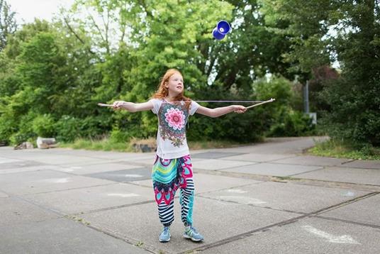 BS Toys Diabolo, Multicolore, Taglia Unica, GA305 - 2