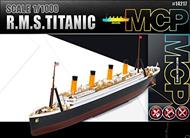 R.M.S. TITANIC MCP (Multi Color parts) Plastic Kit 1:1000 Model ACD14217