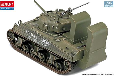 USMC M4A2 (75) Pacific theater - 3