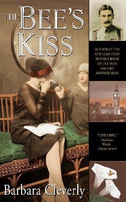 The Bee's Kiss - Barbara Cleverly - cover