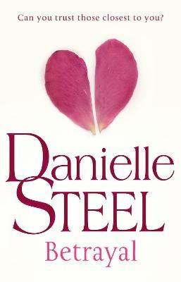 Betrayal - Danielle Steel - cover