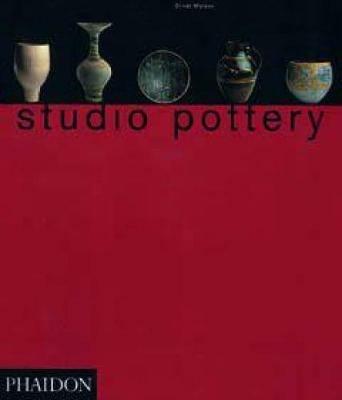 Studio Pottery. Ediz. inglese - Oliver Watson - copertina
