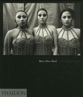 Mary Ellen Mark. Ediz. inglese - Charles Hagen - copertina