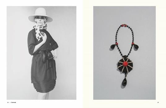 Yves Saint Laurent accessories . Ediz. illustrata - Patrick Mauriès - 2