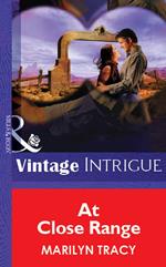 At Close Range (Mills & Boon Vintage Intrigue)