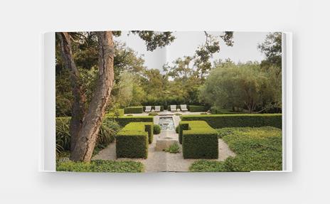 Glorious gardens - Dara Caponigro - 7
