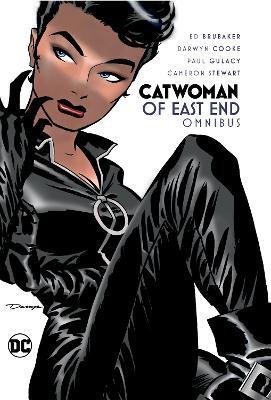 Catwoman of East End Omnibus - Ed Brubaker,Darwyn Cooke - cover