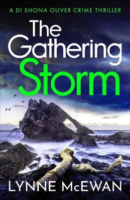 The Gathering Storm: An atmospheric, gripping Scottish police procedural - Lynne McEwan - cover