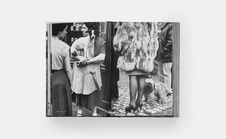 Dogdogs - Elliott Erwitt - 5