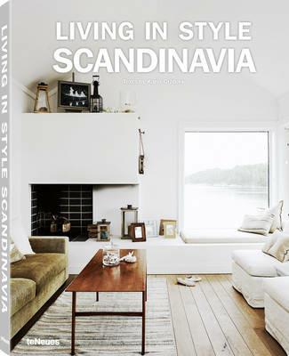 Living in style Scandinavia. Ediz. inglese e francese - copertina