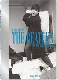 The Beatles. On the road 1964-1966. Ediz. italiana, spagnola e portoghese - Harry Benson - copertina
