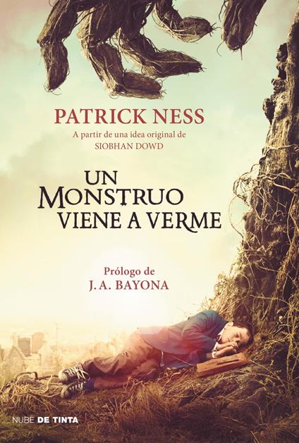 Un monstruo viene a verme - Patrick Ness,Carlos Jiménez Arribas - ebook