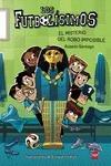 Libro in inglese Futbolisimos: El misterio del robo imposible  - Roberto Santiago