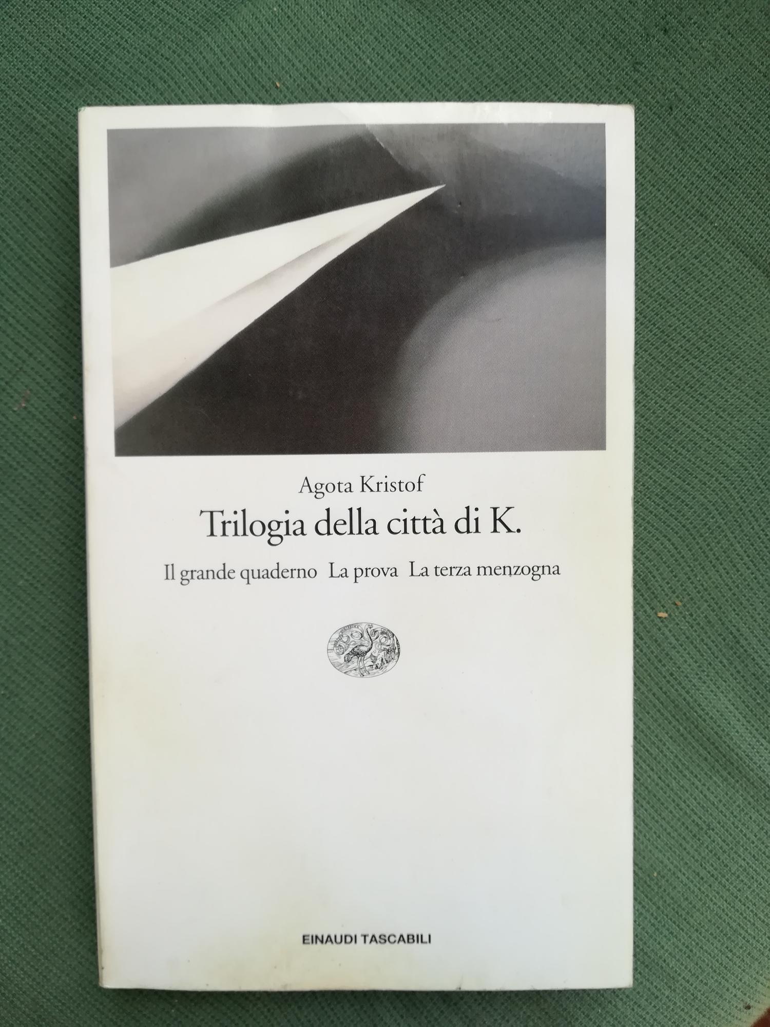 Trilogia della città di K.