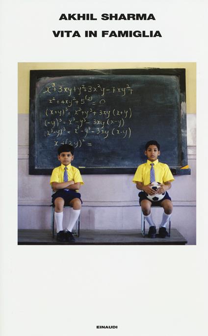 Vita in famiglia - Akhil Sharma - copertina