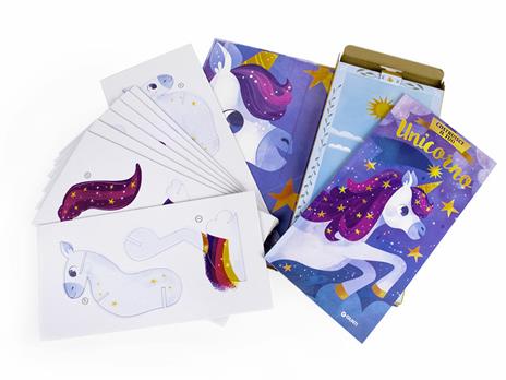 Costruisci il tuo unicorno. Con modellino di 21 pezzi - Nancy Dickmann - 2