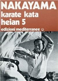 Karate kata. Heian 5