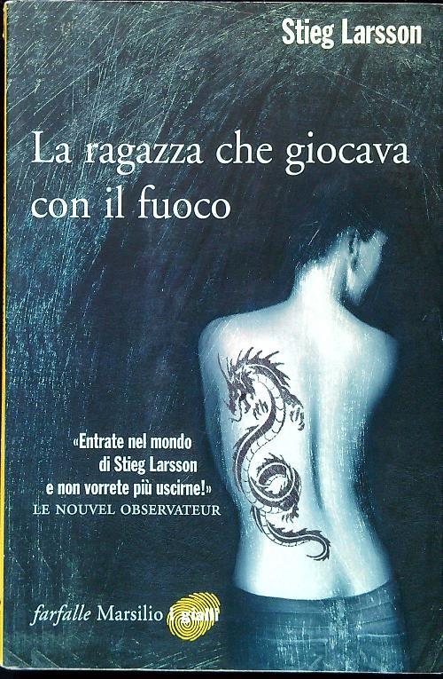 Copertina di La ragazza che giocava con il fuoco