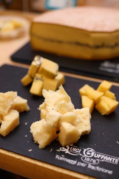 Il formaggio. Come sceglierlo, degustarlo e cucinarlo - Manuela Vanni,Allan Bay - 7