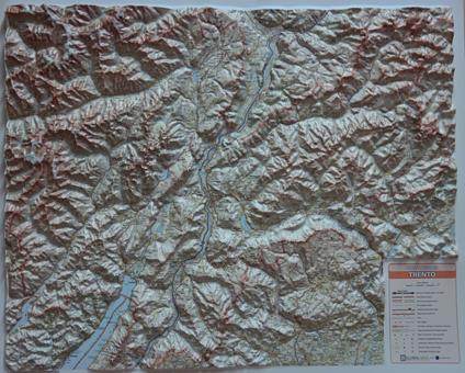 Trento 1:160.000 (carta in rilievo con cornice) - copertina