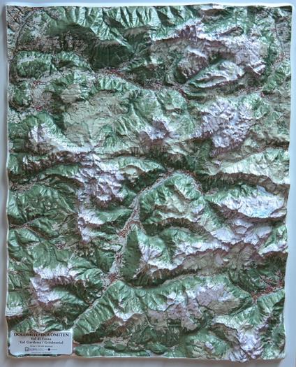 Dolomiti. Val di Fassa e Val Gardena 1:50.000 (carta in rilievo con cornice) - Global Map S.r.l. - copertina
