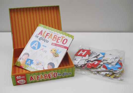 L' alfabeto in gioco. Ediz. a colori. Con puzzle - Roberta Fanti - 4