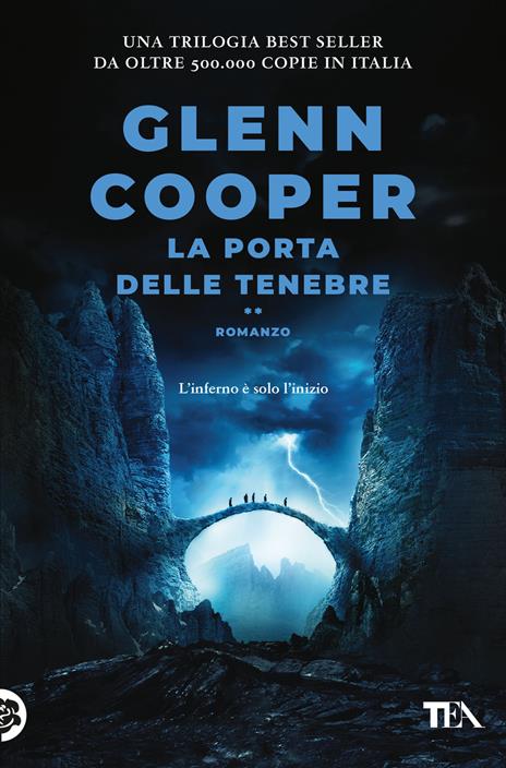 La porta delle tenebre. Dannati - Glenn Cooper - copertina