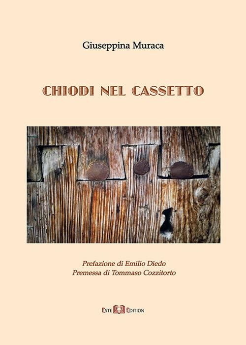 Chiodi nel cassetto - Giuseppina Muraca - copertina