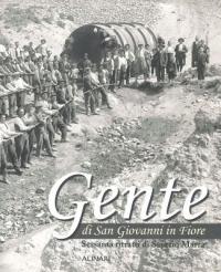 Gente di San Giovanni in Fiore. Sessanta ritratti di Saverio Marra. Ediz. italiana e inglese - copertina