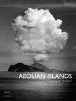 Aeolian islands. Ediz. illustrata