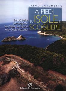 A piedi su isole e scogliere