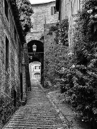 Fermo una città dal cuore antico - Renato Santiloni - 3