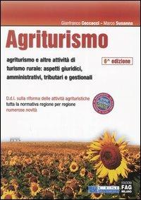 Agriturismo. Con CD-ROM - Gianfranco Ceccacci,Marco Vinicio Susanna - copertina