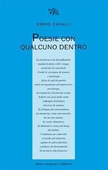 Libro Poesie con qualcuno dentro Ennio Cavalli