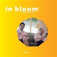 In bloom. Ediz. multilingue - Eleonora Calvelli - copertina