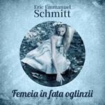 Femeia în fa?a oglinzii