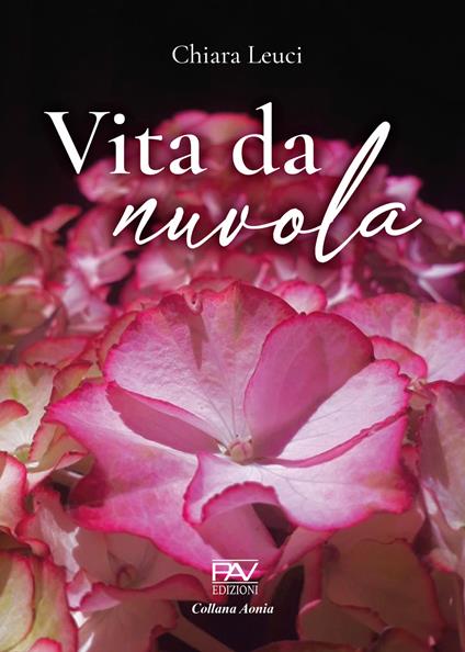 Vita da nuvola - Chiara Leuci - copertina